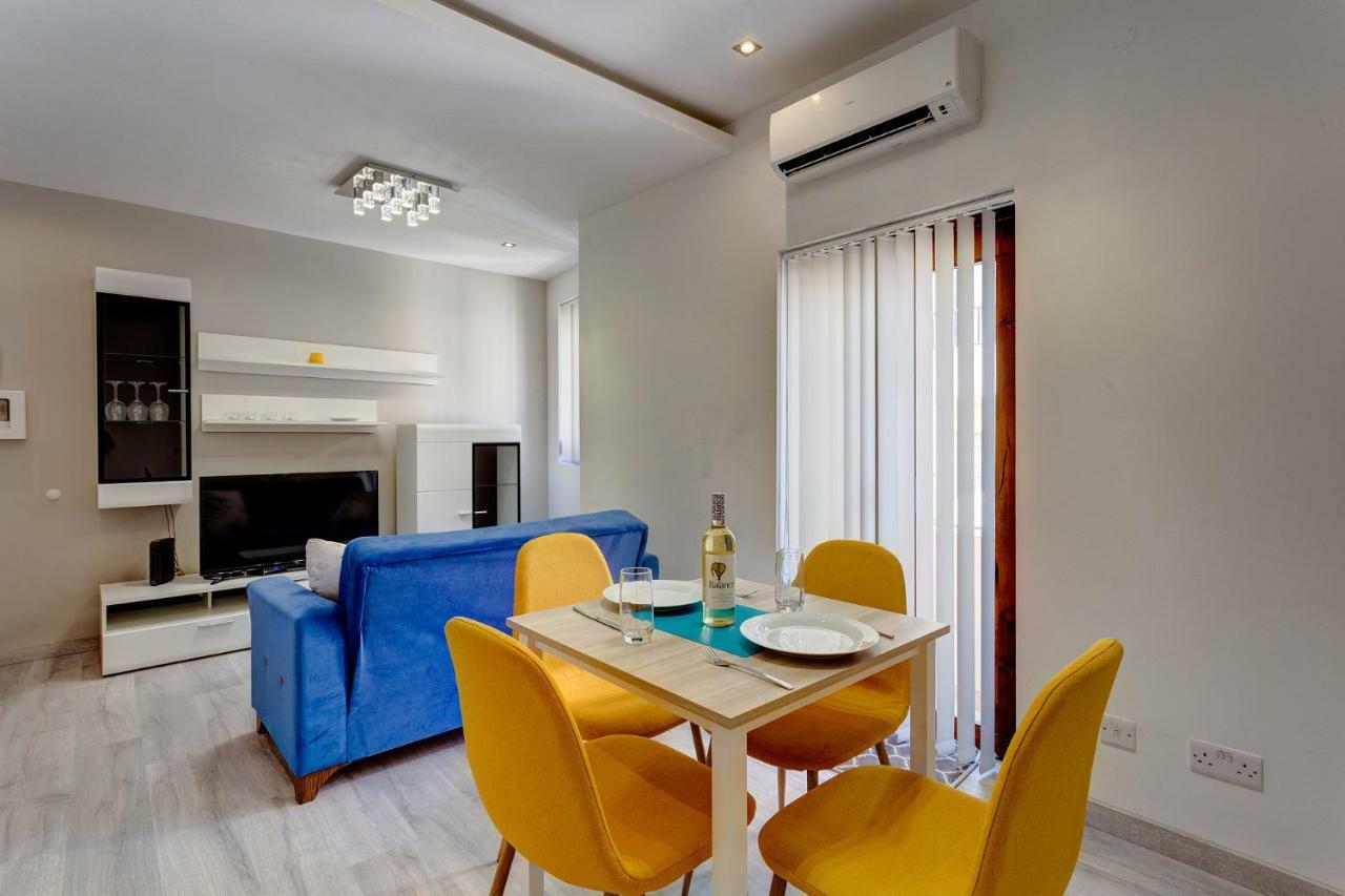 Modern Apartment Just Off The Promenade สลีมา ภายนอก รูปภาพ