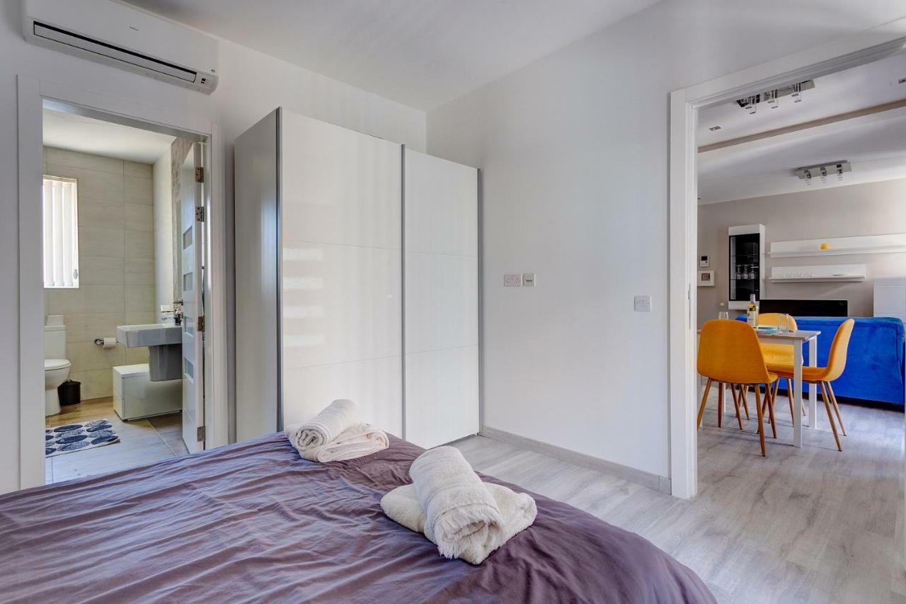 Modern Apartment Just Off The Promenade สลีมา ภายนอก รูปภาพ