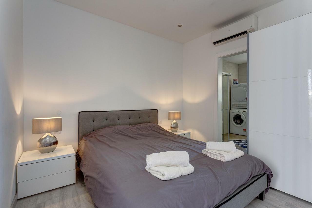 Modern Apartment Just Off The Promenade สลีมา ภายนอก รูปภาพ